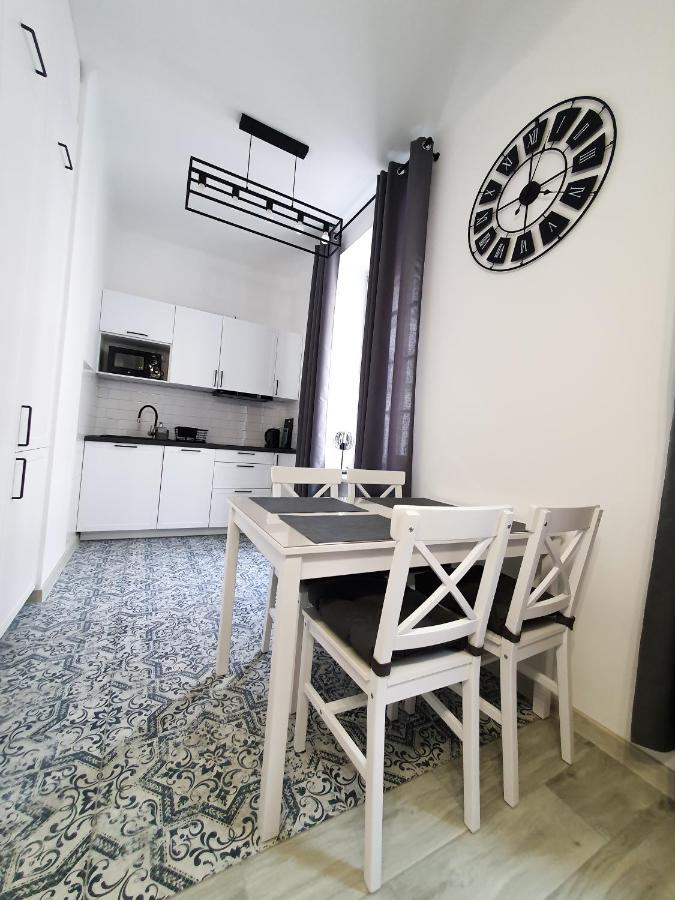 Atma Apartment - Ul. Piwna, Stare Miasto/The Old Town Varsovie Extérieur photo